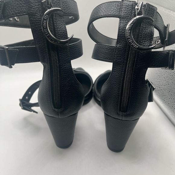 Enchantress Buckle Up Heel Size 10 - Picture 6 of 9